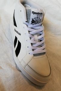 White Reebok kewtee High tops